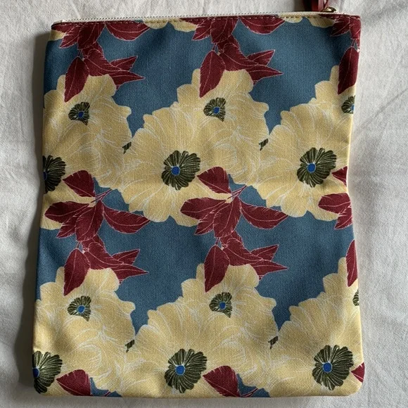 Floral Rachel Pally Clutch - Picture 3 of 5